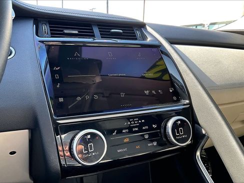 Used 2022 Jaguar E-PACE SE AWD/4WD image 35