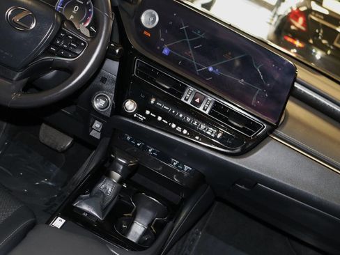 Used 2023 Lexus ES 350 w/ Premium Package image 22