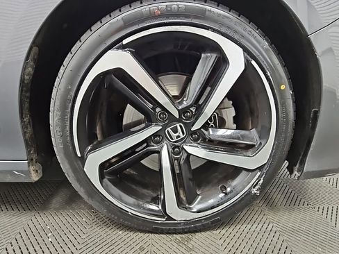 Used 2019 Honda Accord Sport image 40