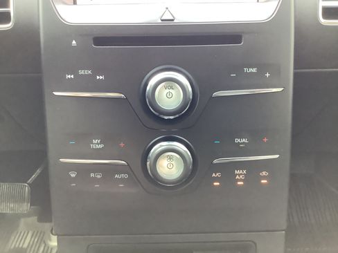 Used 2019 Ford Flex SEL w/ Equipment Group 202A FWD image 17