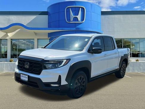 Used 2022 Honda Ridgeline Black Edition image 3