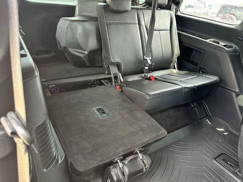 Used 2020 Ford Expedition XLT w/ Equipment Group 202A RWD image 31