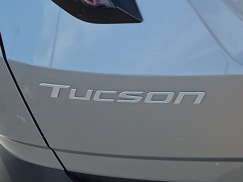 Certified 2025 Hyundai Tucson SEL AWD/4WD image 31