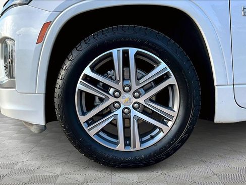 Used 2023 Chevrolet Traverse High Country w/ LPO, Floor Liner Package image 8