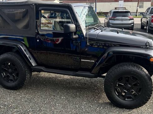 Used 2014 Jeep Wrangler Sport w/ Quick Order Package 24S AWD/4WD image 5