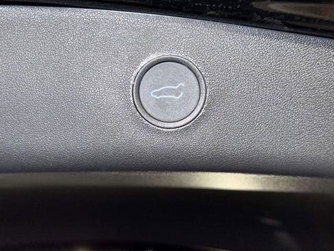 Used 2021 Tesla Model 3 Standard Range Plus RWD image 18
