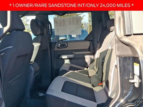 Used 2022 Ford Bronco Wildtrak image 10