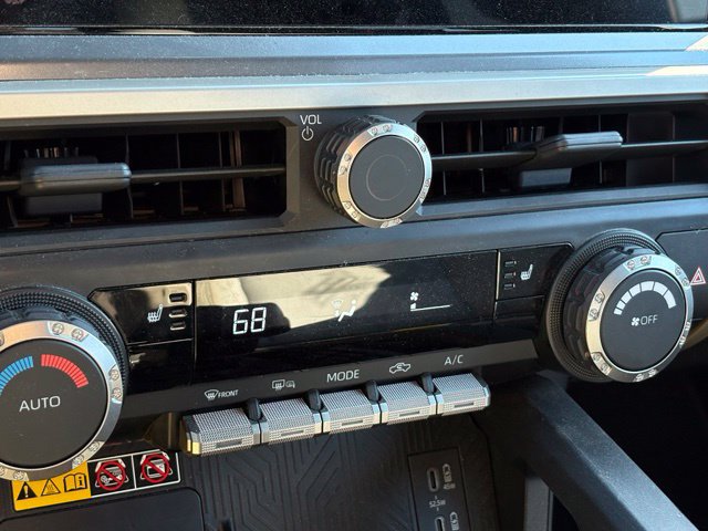 Used 2024 Toyota Tacoma 4x4 Double Cab image 23