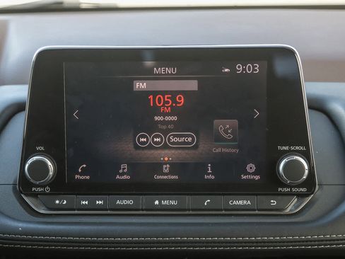 Used 2022 Nissan Rogue SV image 15