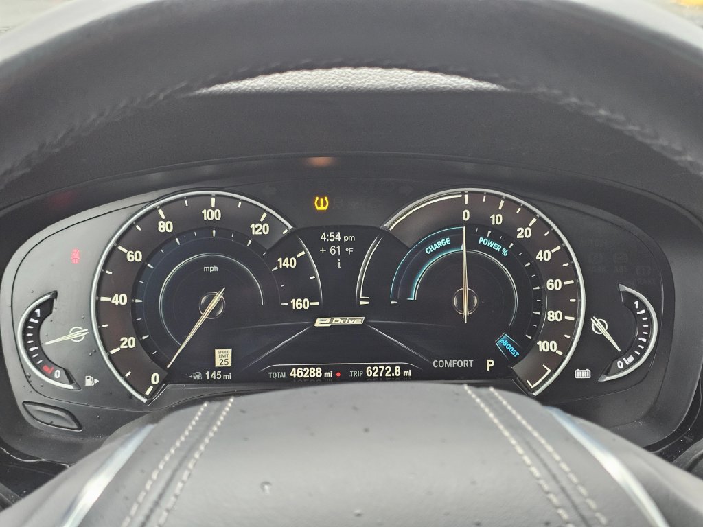 Used 2018 BMW 530e RWD image 28