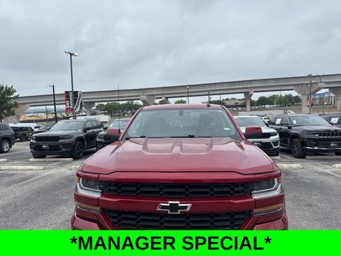 Used 2018 Chevrolet Silverado 1500 LT w/ All Star Edition AWD/4WD image 2