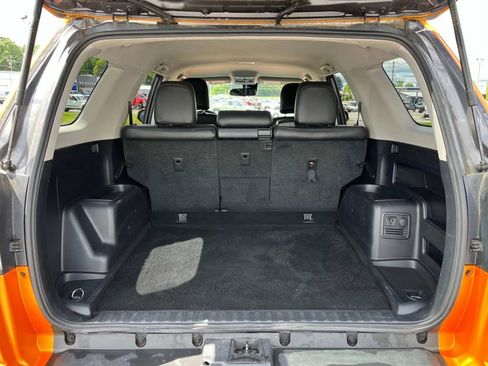 Used 2022 Toyota 4Runner SR5 image 18