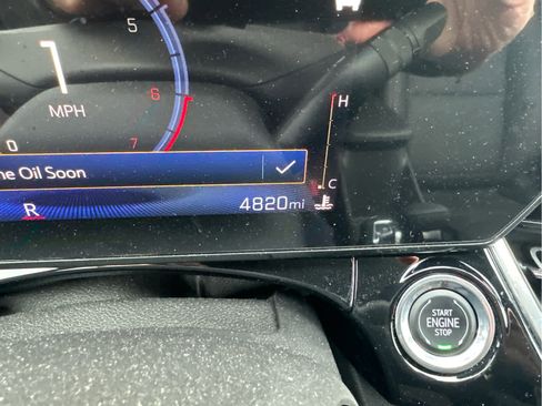 Used 2024 Chevrolet Trax RS w/ Driver Confidence Package FWD image 11