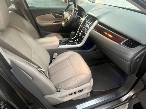 Used 2014 Ford Edge Limited w/ Driver Entry Package FWD image 13