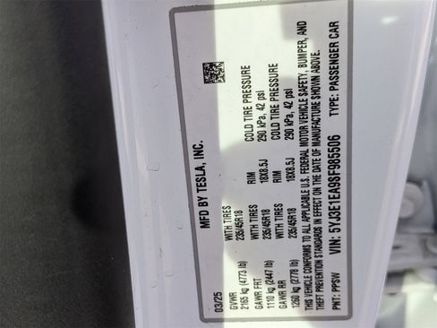 Used 2025 Tesla Model 3 Long Range image 40