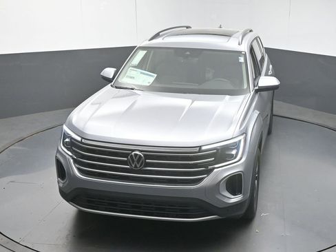 New 2026 Volkswagen Atlas SE FWD image 43