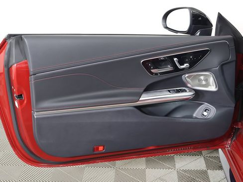 Used 2024 Mercedes-Benz CLE 53 AMG 4MATIC image 28