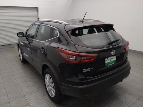 Used 2022 Nissan Rogue Sport SV FWD image 5