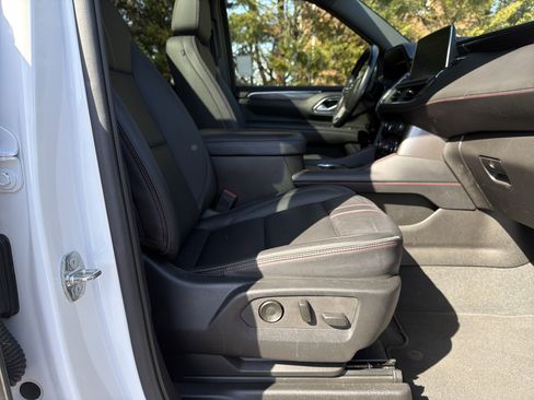 Used 2022 Chevrolet Tahoe RST w/ Luxury Package image 34