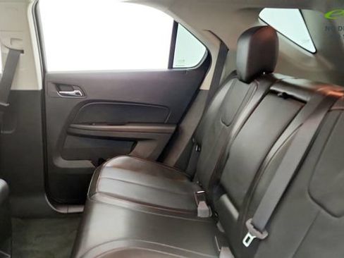 Used 2017 Chevrolet Equinox Premier w/ Enhanced Convenience Package FWD image 41