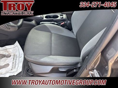 Used 2012 Ford Focus SE image 17