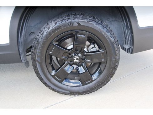 Used 2025 Honda Ridgeline Black Edition image 32
