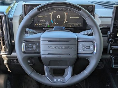 New 2026 GMC Hummer EV 4x4 Crew Cab image 10