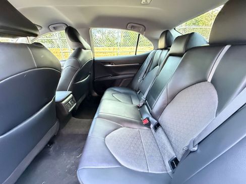 Used 2024 Toyota Camry XSE FWD image 25