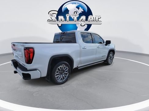Used 2024 GMC Sierra 1500 Denali Ultimate image 9
