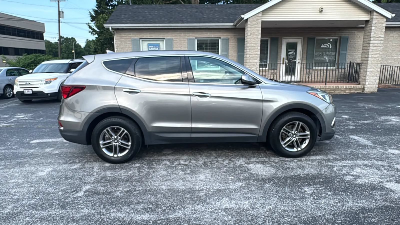 Used 2017 Hyundai Santa Fe Sport AWD/4WD image 8