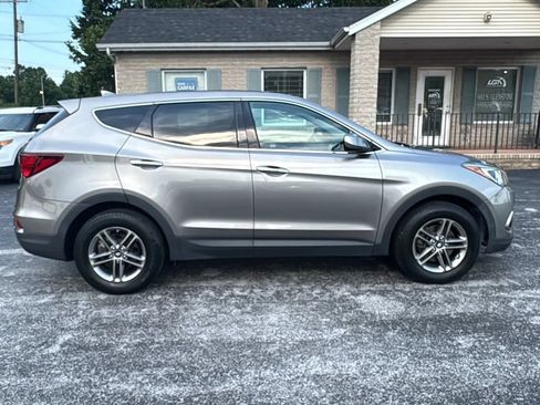 Used 2017 Hyundai Santa Fe Sport AWD/4WD image 8