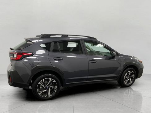 Used 2024 Subaru Crosstrek 2.0i Premium image 3