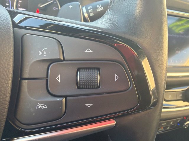 Used 2022 Buick Enclave Avenir w/ Avenir Technology Package FWD image 27