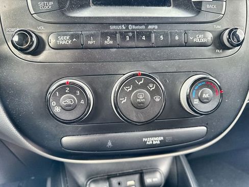 Used 2015 Kia Soul image 9