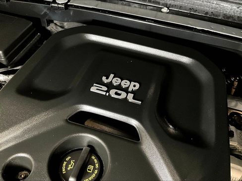 Used 2022 Jeep Wrangler Unlimited Sport image 29