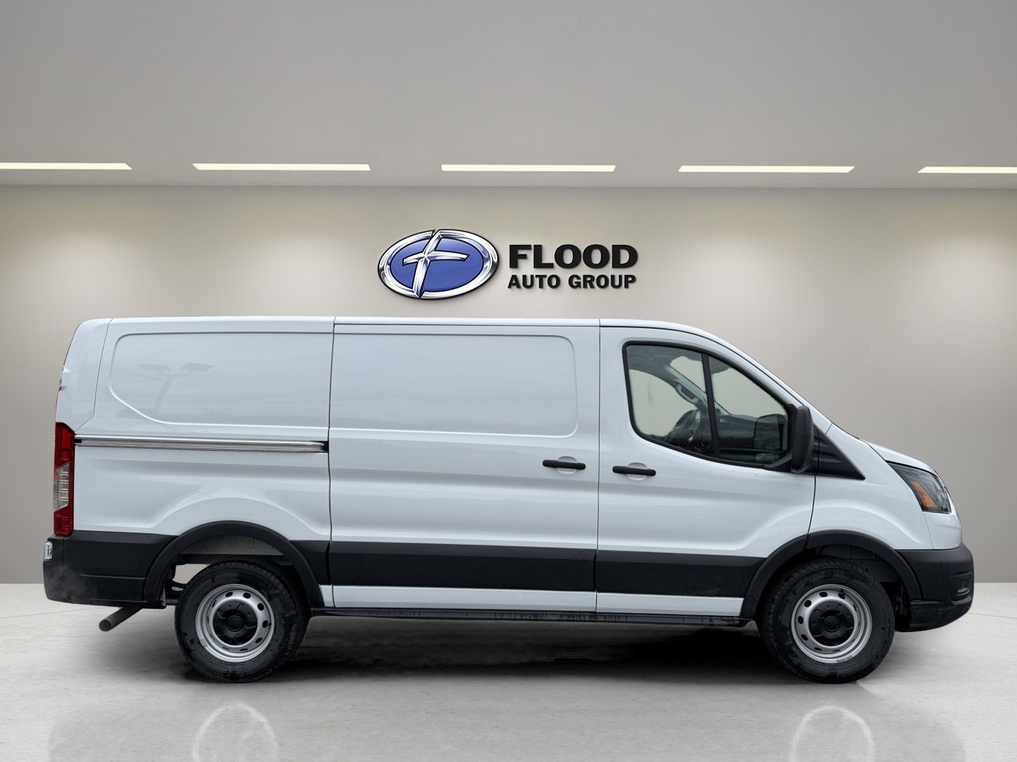 Used 2026 Ford Transit 150 Low Roof RWD image 4