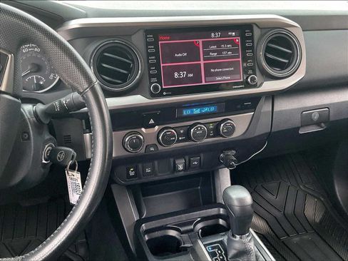Used 2022 Toyota Tacoma SR5 w/ Trail Edition AWD/4WD image 9