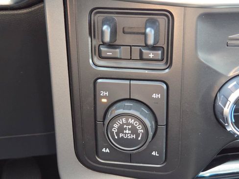 Used 2021 Ford F150 Lariat w/ Equipment Group 502A High AWD/4WD image 28
