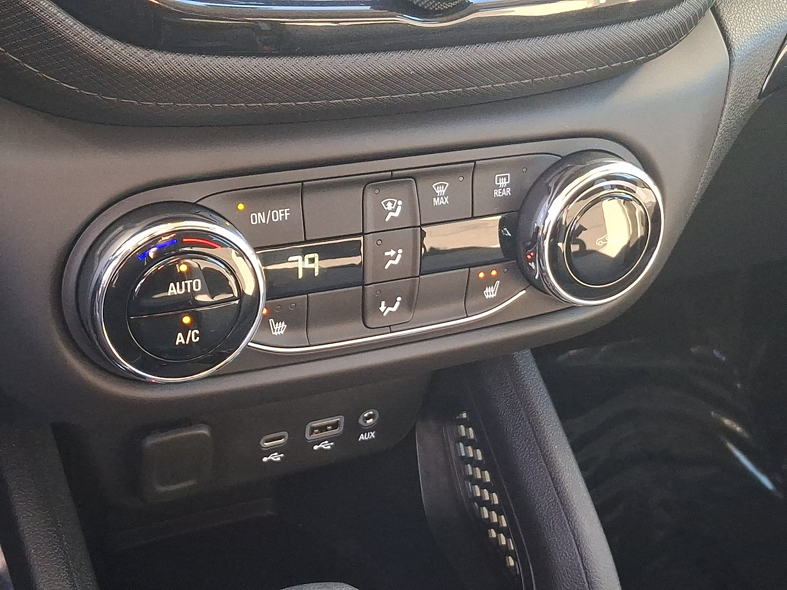 Used 2023 Chevrolet TrailBlazer LT w/ Convenience Package FWD image 16