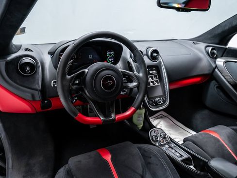 Used 2016 McLaren 570S Coupe image 4