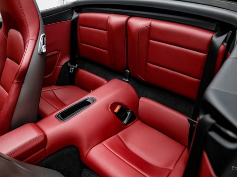 Used 2019 Porsche 911 Turbo image 76