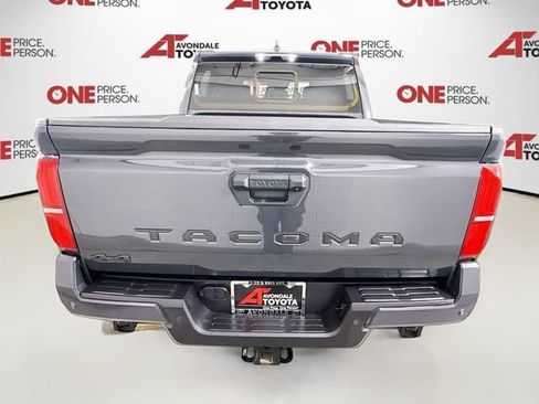 Certified 2024 Toyota Tacoma TRD Off-Road w/ TRD Off Road Upgrade Package AWD/4WD image 7