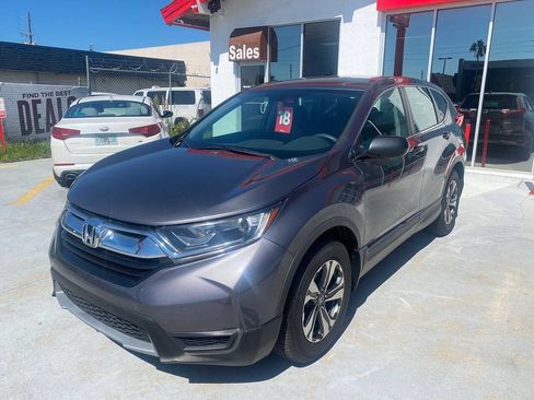 Used 2018 Honda CR-V LX image 3