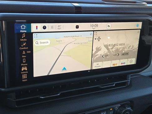 New 2025 Jeep Gladiator Sport image 24