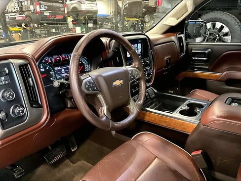Used 2016 Chevrolet Silverado 1500 High Country AWD/4WD image 8