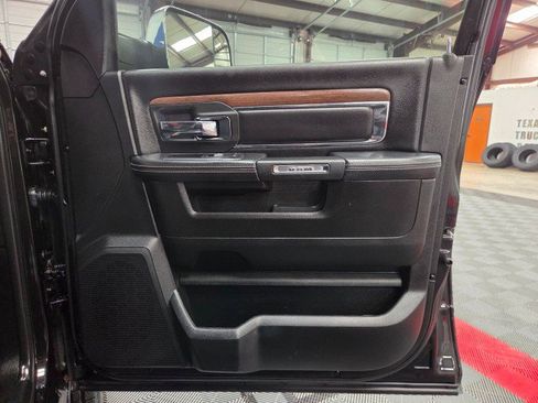 Used 2018 RAM 3500 Laramie w/ Convenience Group image 37