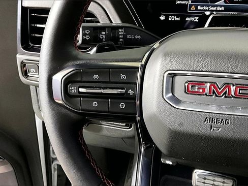 Used 2025 GMC Yukon AT4 Ultimate image 14