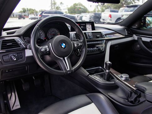 Used 2020 BMW M4 Coupe RWD image 31