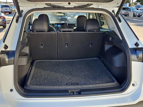 New 2026 Volkswagen Tiguan SE image 7