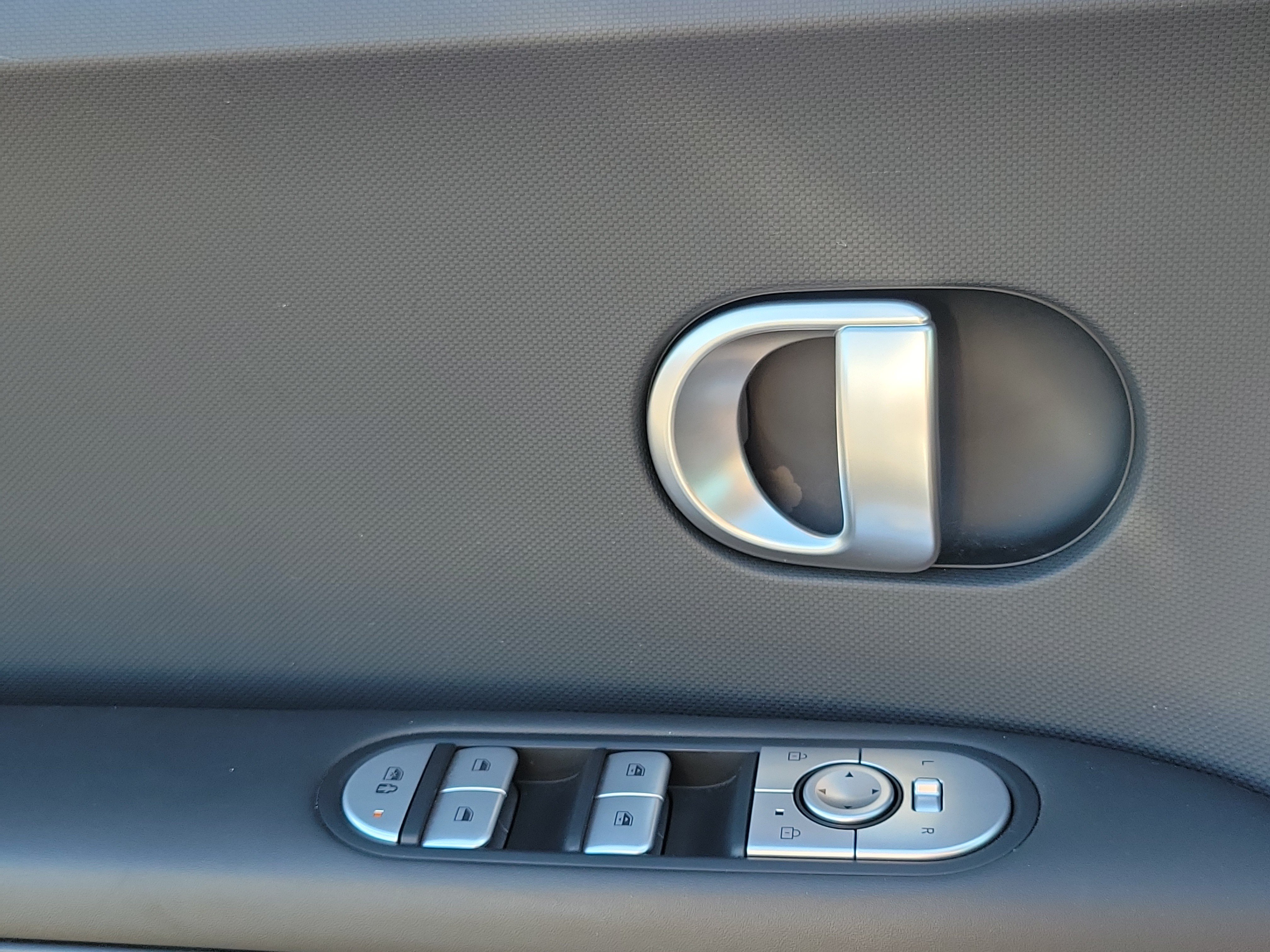 Used 2024 Hyundai Ioniq 5 SEL RWD image 13